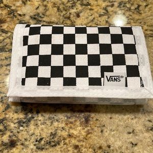 NWOTVans Slipped tri-fold wallet CHECKER PRINT w RARE WHITE TRIM, + Free Bandana